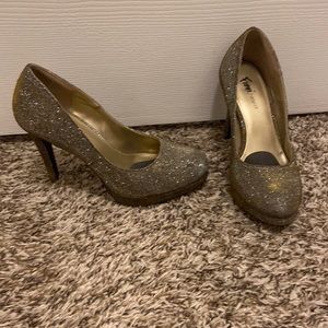 Fiona night shoes worn a couple times for a wedding a New Year’s Eve party